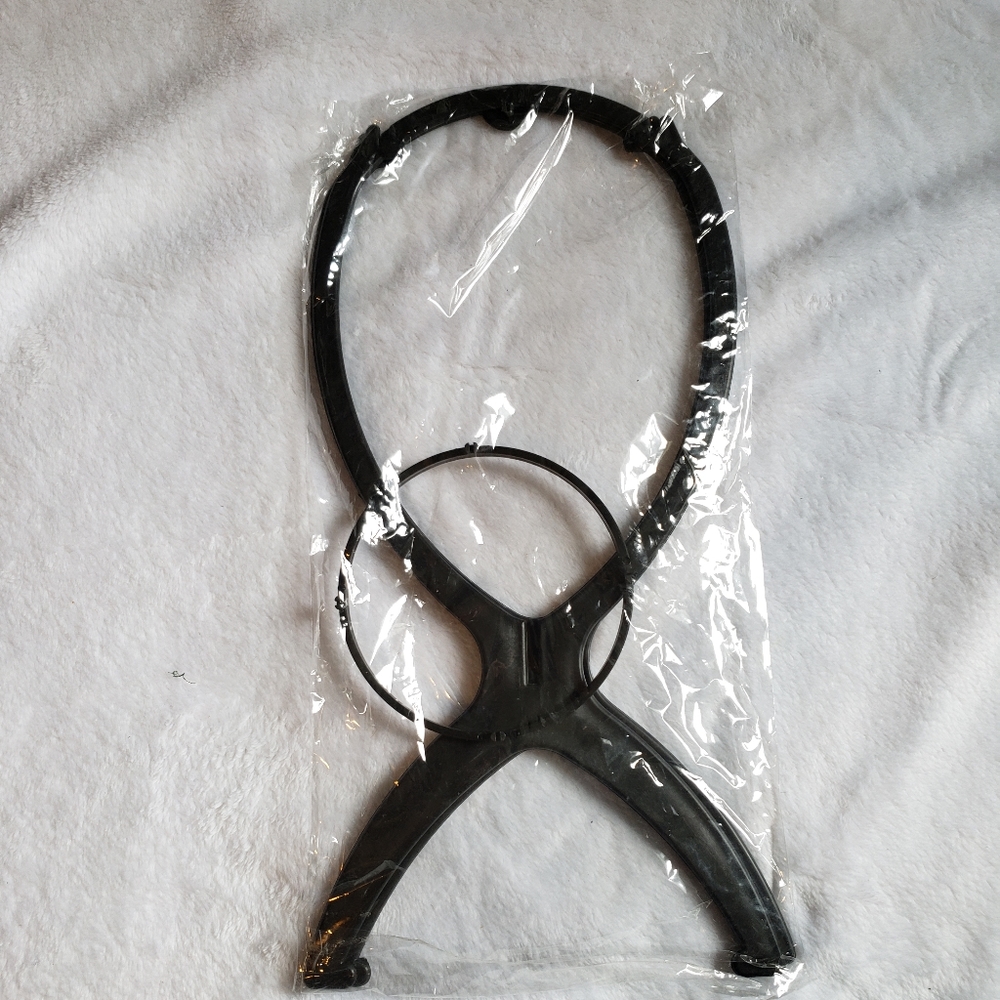 Wig holder